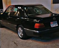 مرسيدس بنز E-Class